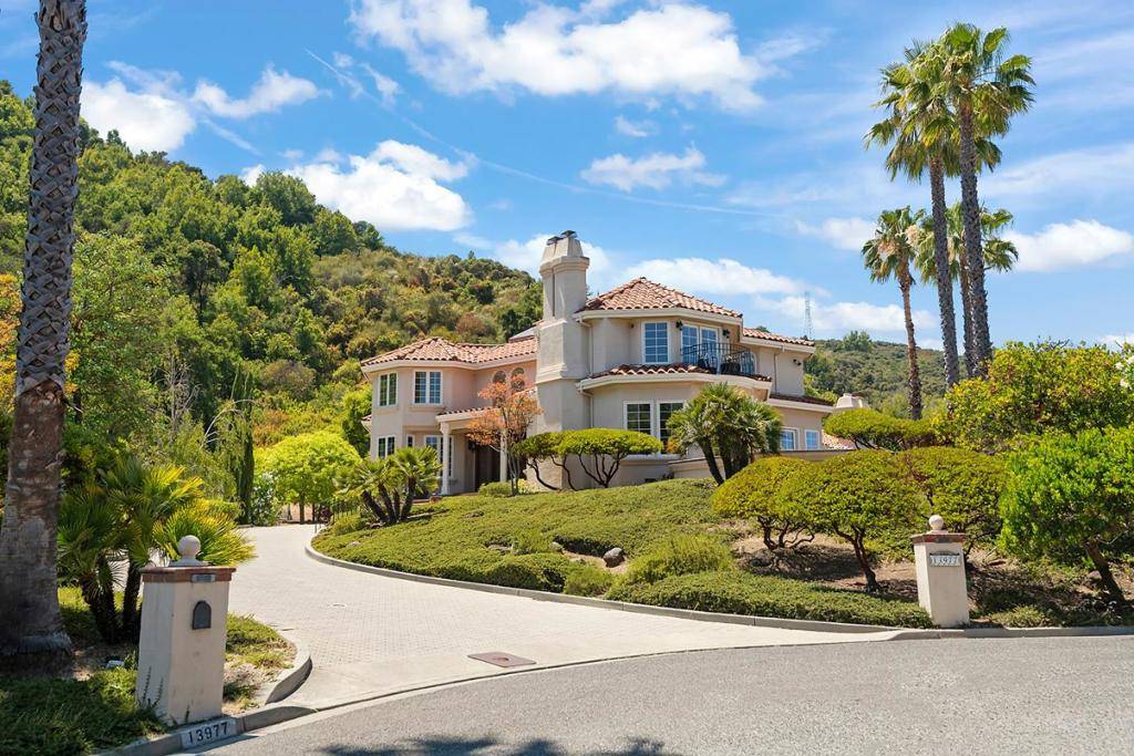 Saratoga, CA 95070,13977 Albar CT