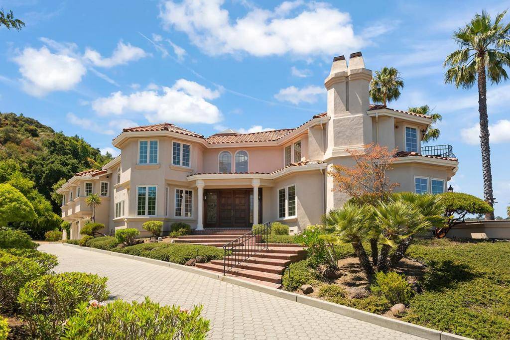 Saratoga, CA 95070,13977 Albar CT