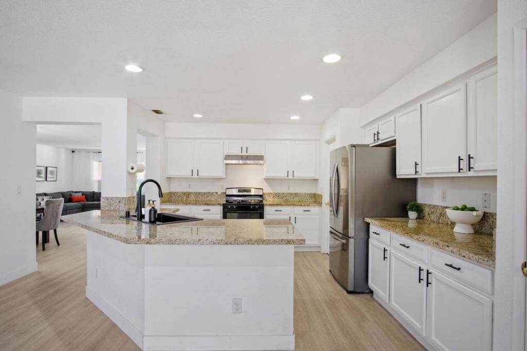 Manteca, CA 95337,2311 Portifino ST