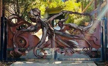 Redwood City, CA 94062,711 W California WAY