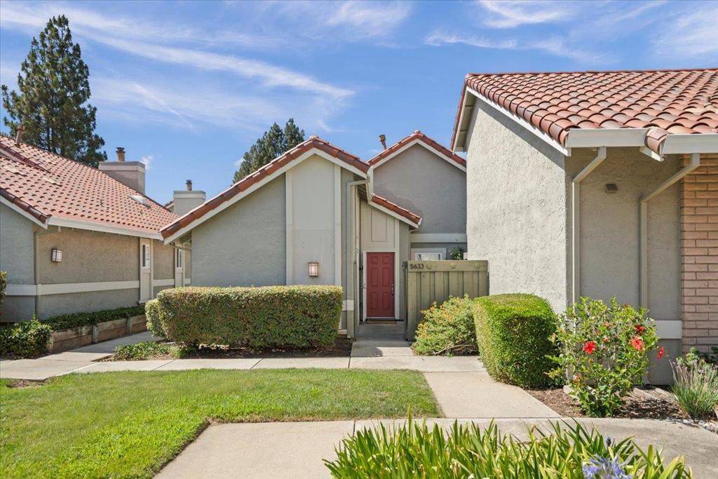 San Jose, CA 95118,5633 Strawflower LN