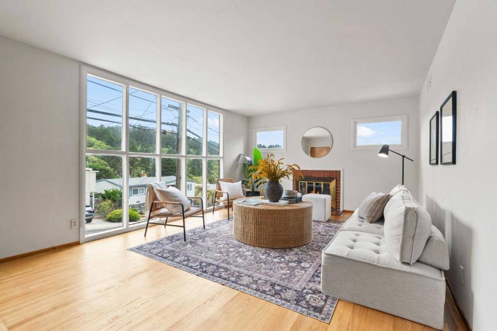 Pacifica, CA 94044,723 Moana WAY