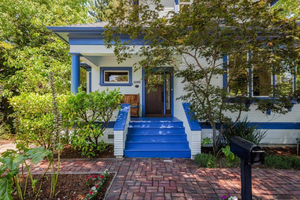 Palo Alto, CA 94301,1245 Waverley ST