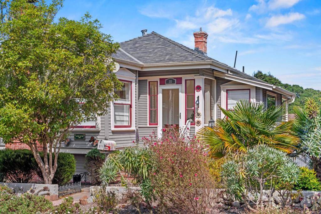 Pacific Grove, CA 93950,311 Walnut ST