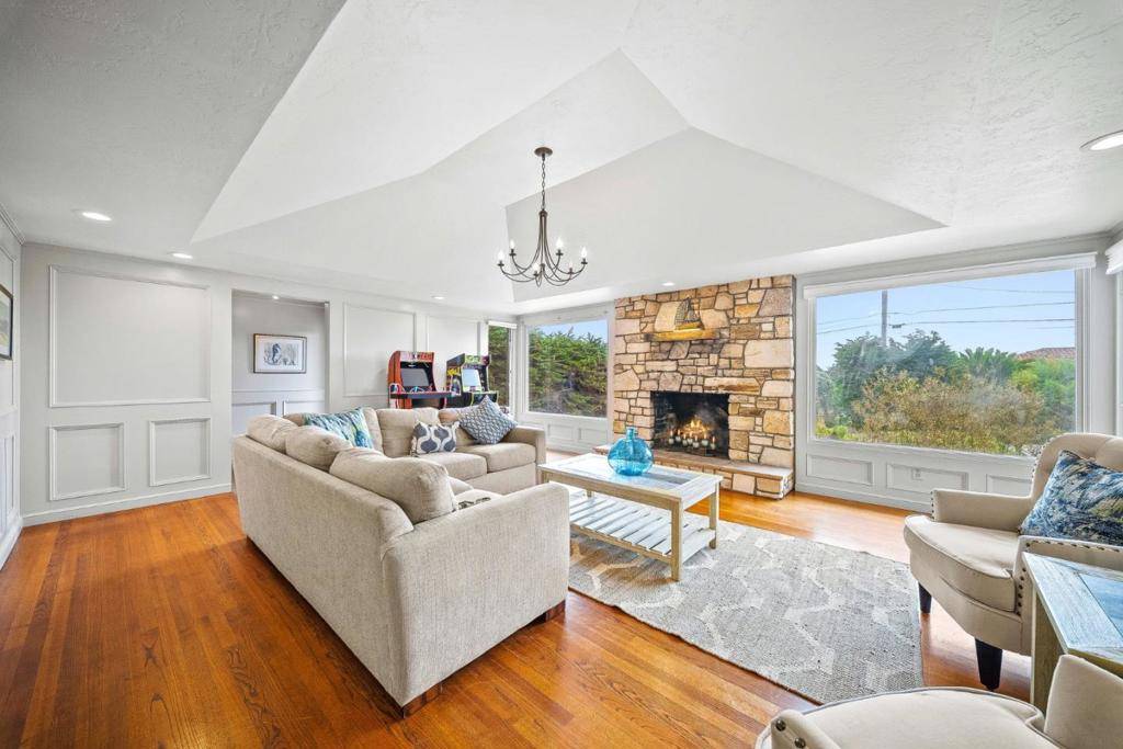 Carmel, CA 93923,142 Carmel Riviera DR