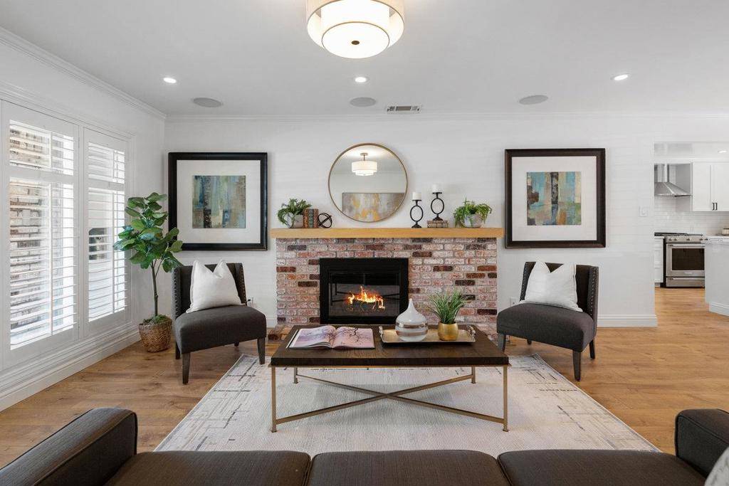 San Mateo, CA 94403,3937 Gillis DR