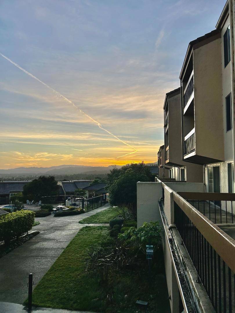 Monterey, CA 93940,3104 Golden Oaks LN