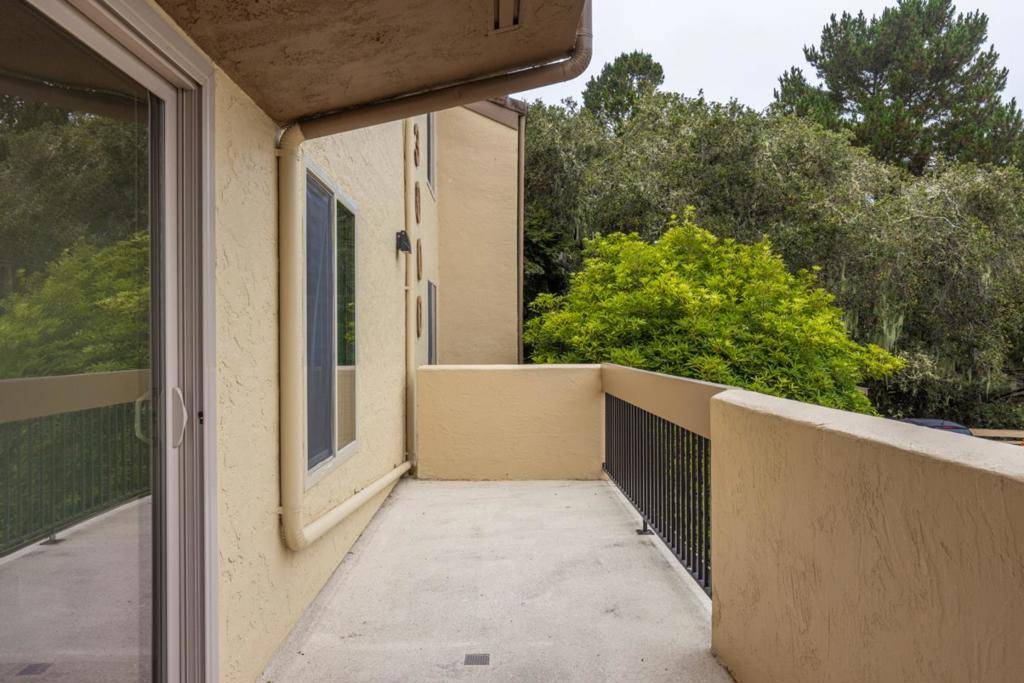 Monterey, CA 93940,3104 Golden Oaks LN