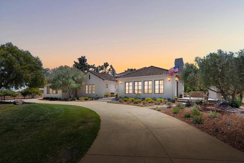 Salinas, CA 93908,432 River RD