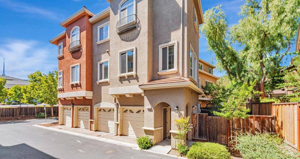 San Jose, CA 95136,525 Guiti Garden CT
