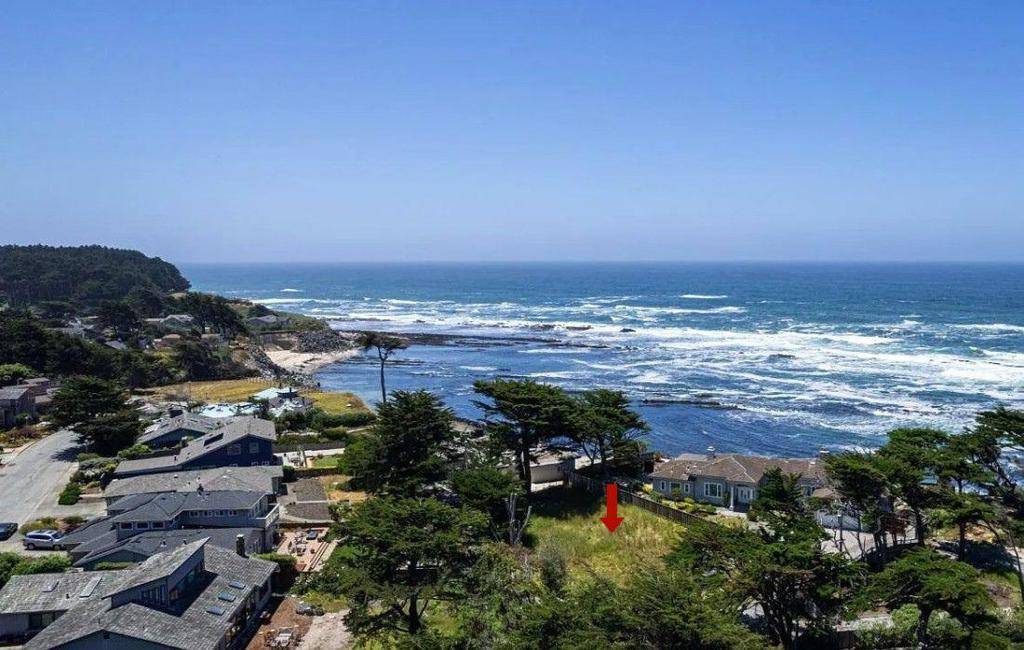 Moss Beach, CA 94038,155 Reef Point RD
