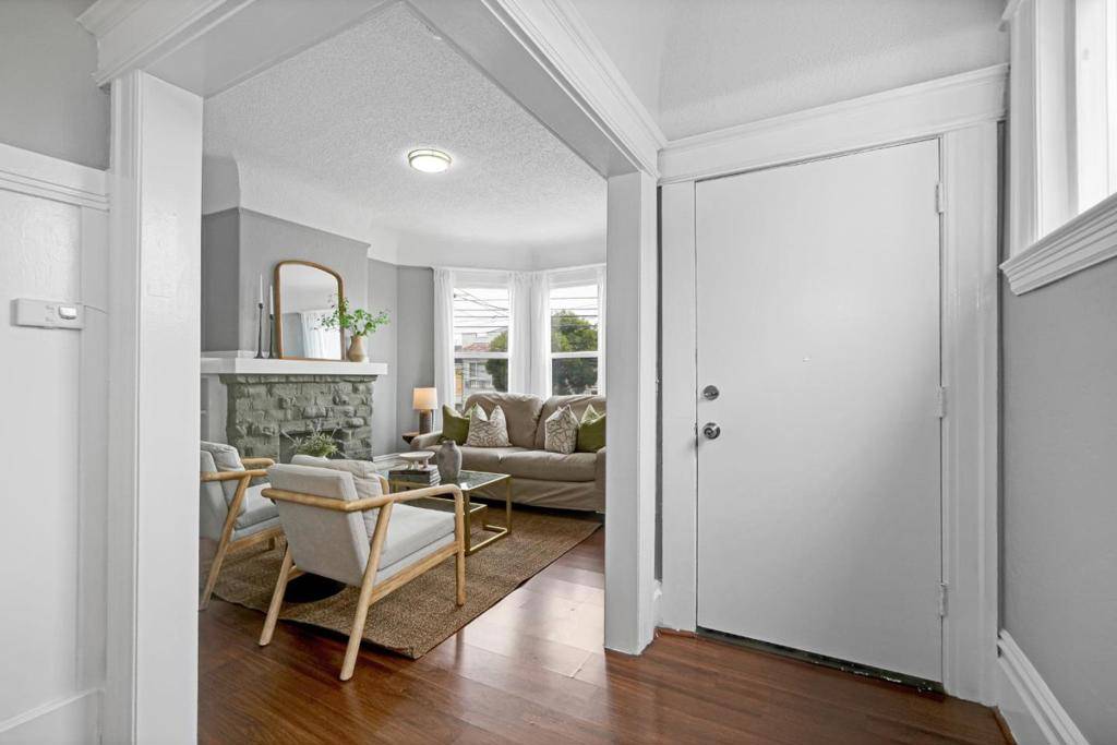 Daly City, CA 94014,451 Winchester ST