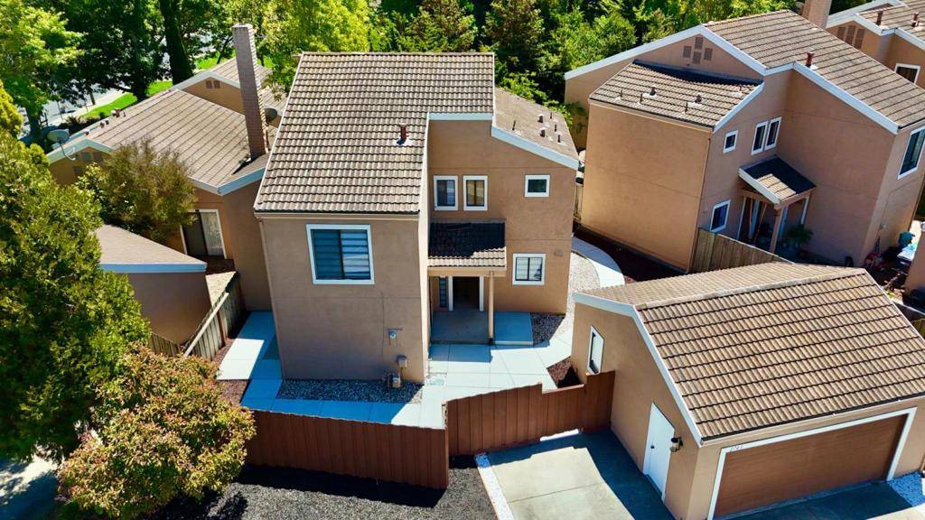 Hayward, CA 94542,2743 Gamble CT