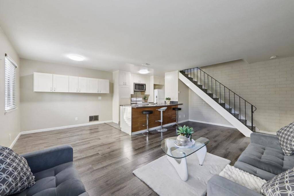 Union City, CA 94587,34717 Alvarado Niles RD #3