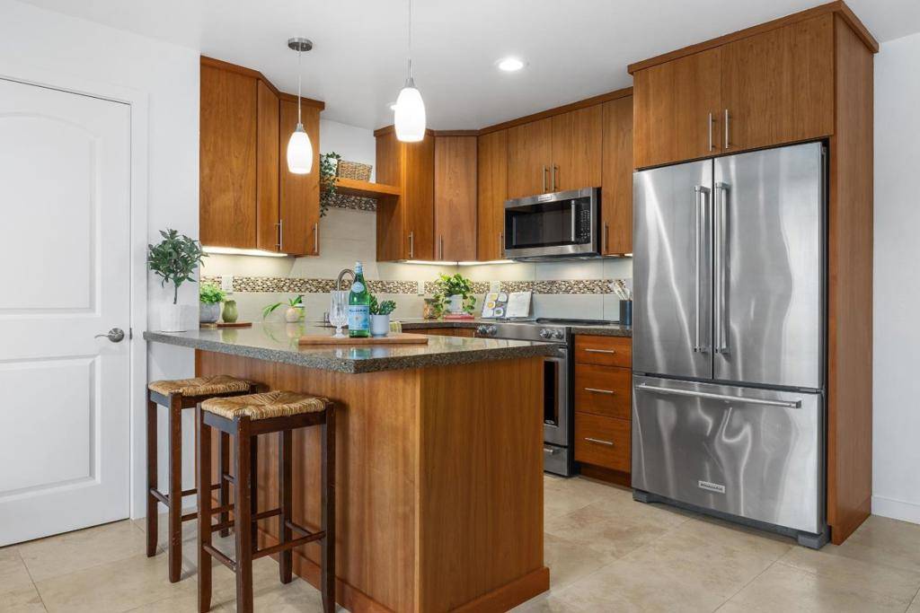 Santa Cruz, CA 95062,755 14th AVE #611