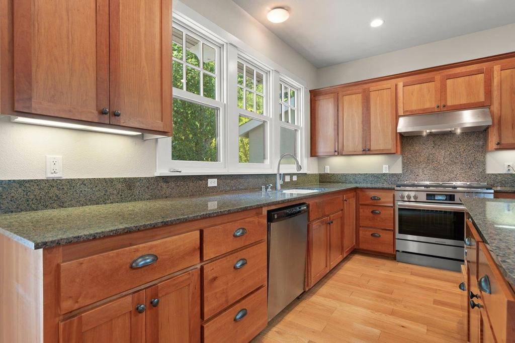 Santa Cruz, CA 95060,119 Tosca TER