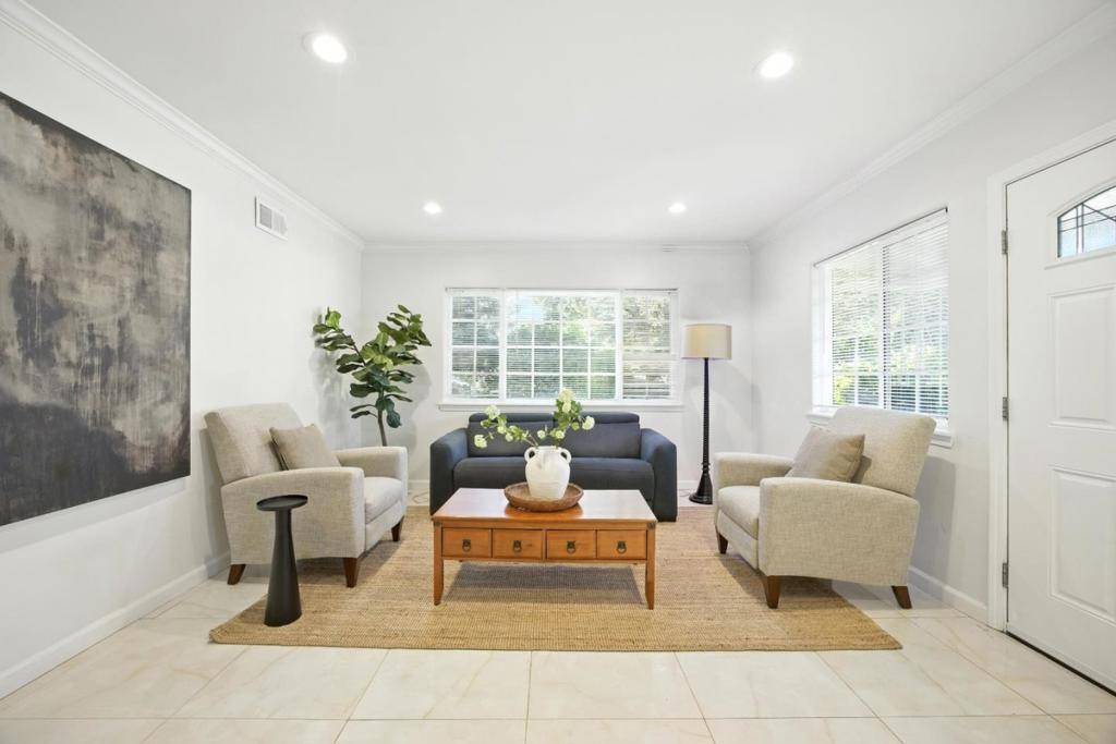 Redwood City, CA 94063,1097 10th AVE