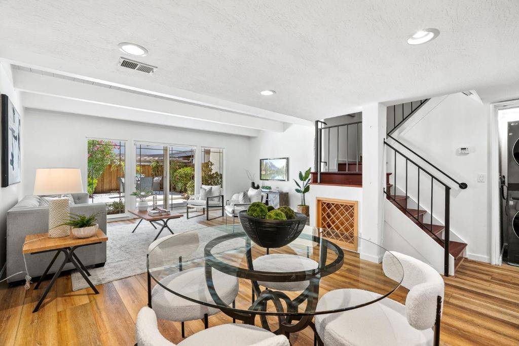 Cupertino, CA 95014,10461 Mary AVE