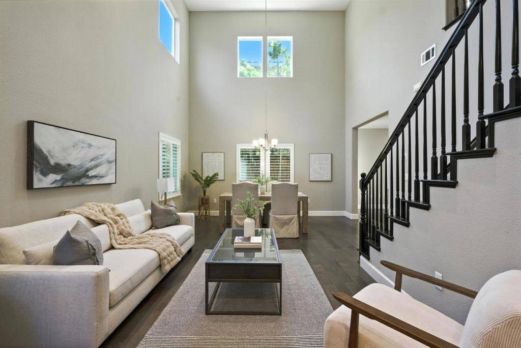 San Bruno, CA 94066,830 Skycrest DR