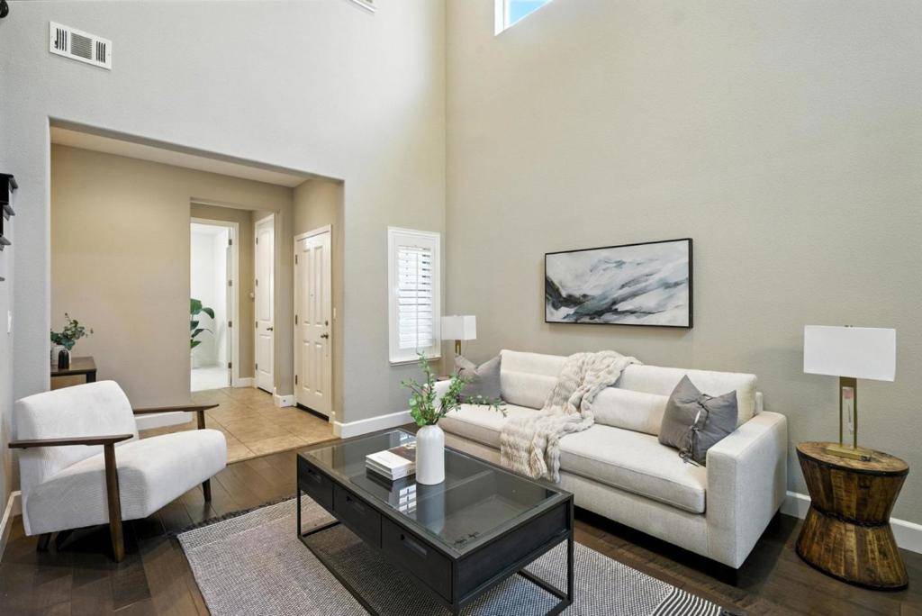 San Bruno, CA 94066,830 Skycrest DR