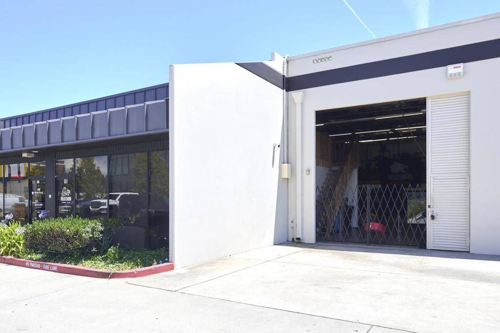 San Carlos, CA 94070,1100 Industrial RD #18