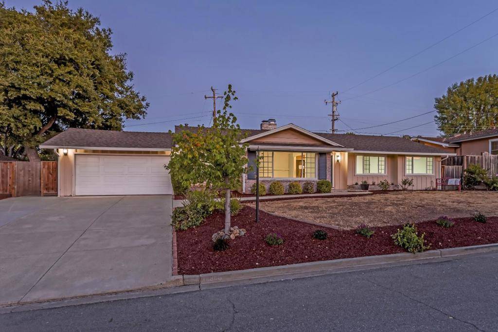 Saratoga, CA 95070,19866 BUCKHAVEN LN