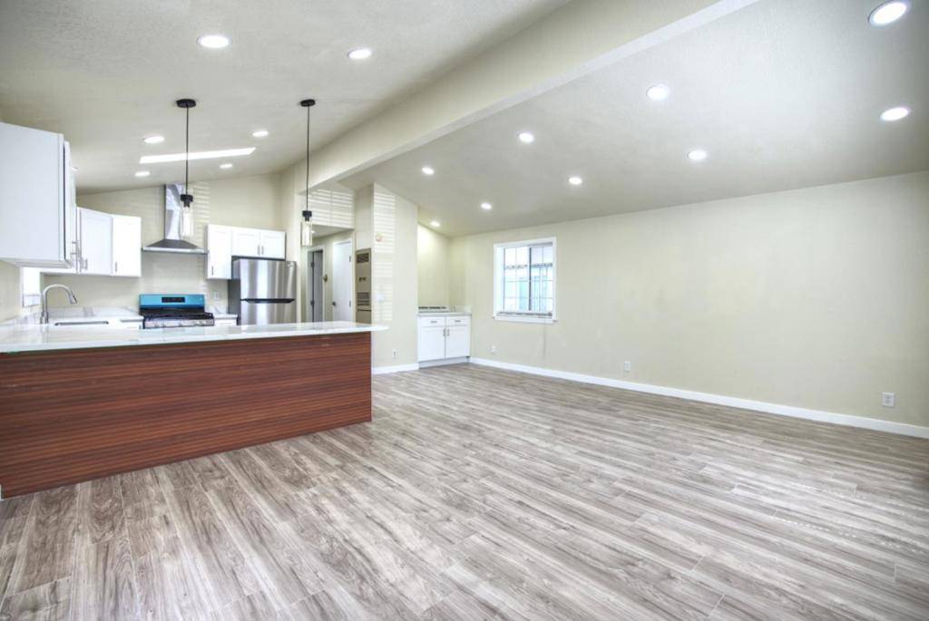 Mountain View, CA 94041,501 Moorpark AVE