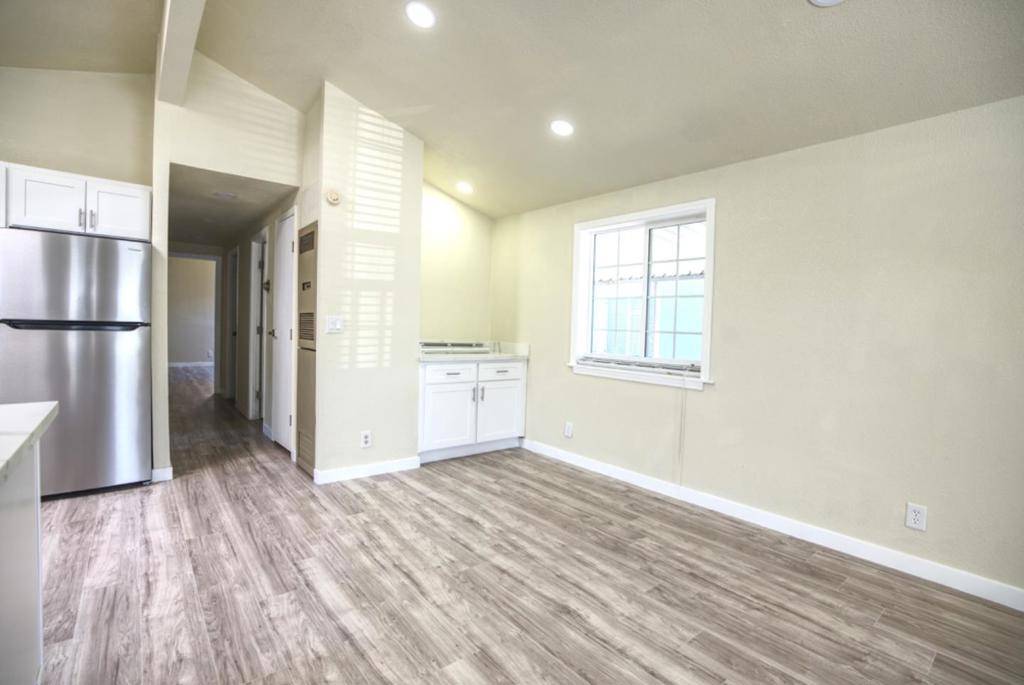 Mountain View, CA 94041,501 Moorpark AVE
