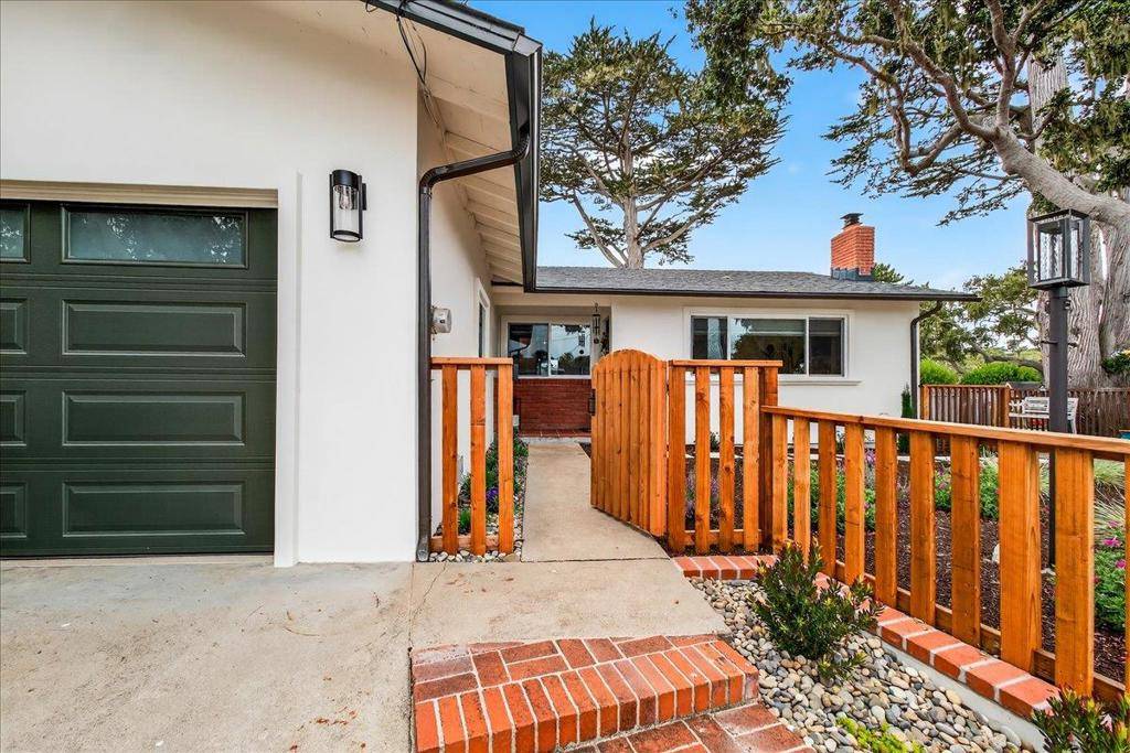 Pacific Grove, CA 93950,255 Sinex