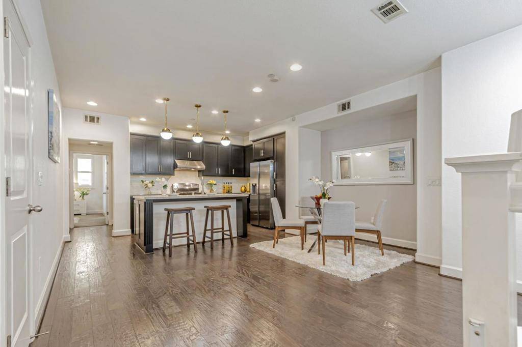 Milpitas, CA 95035,168 Currlin CIR