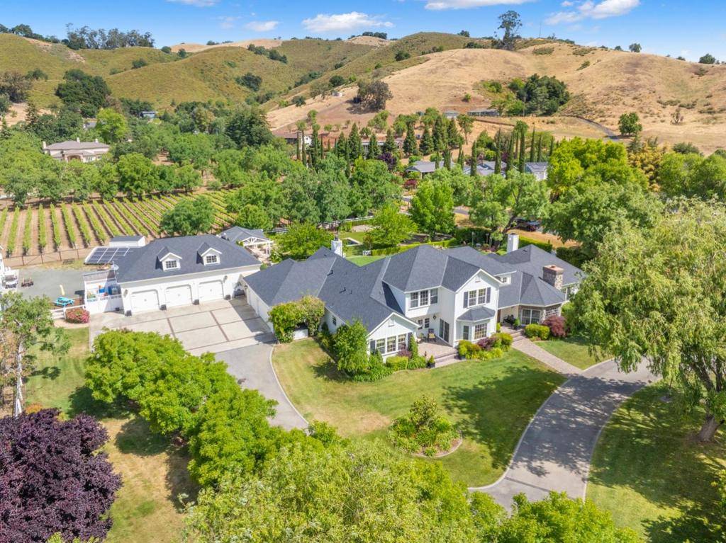 Morgan Hill, CA 95037,15209 Sycamore DR