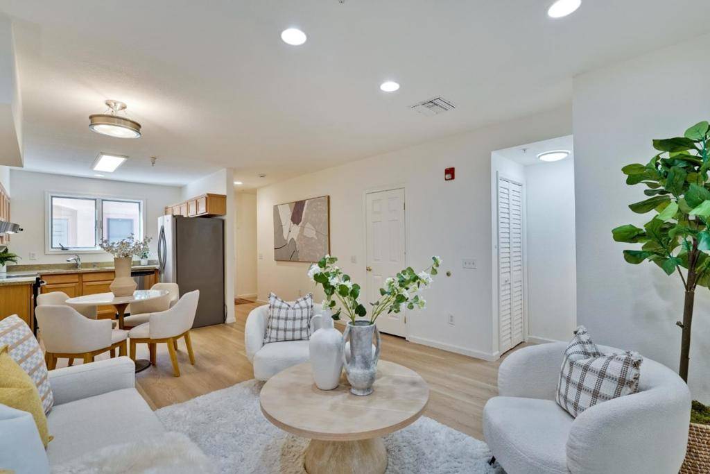 Mountain View, CA 94041,342 Bryant ST