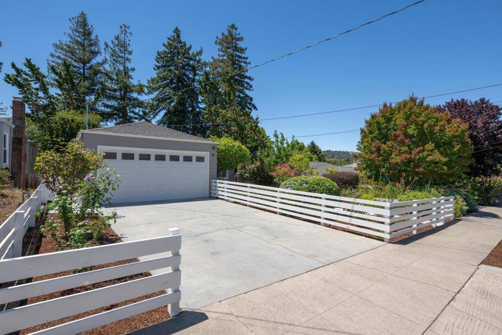 Redwood City, CA 94062,9 INNER CIR
