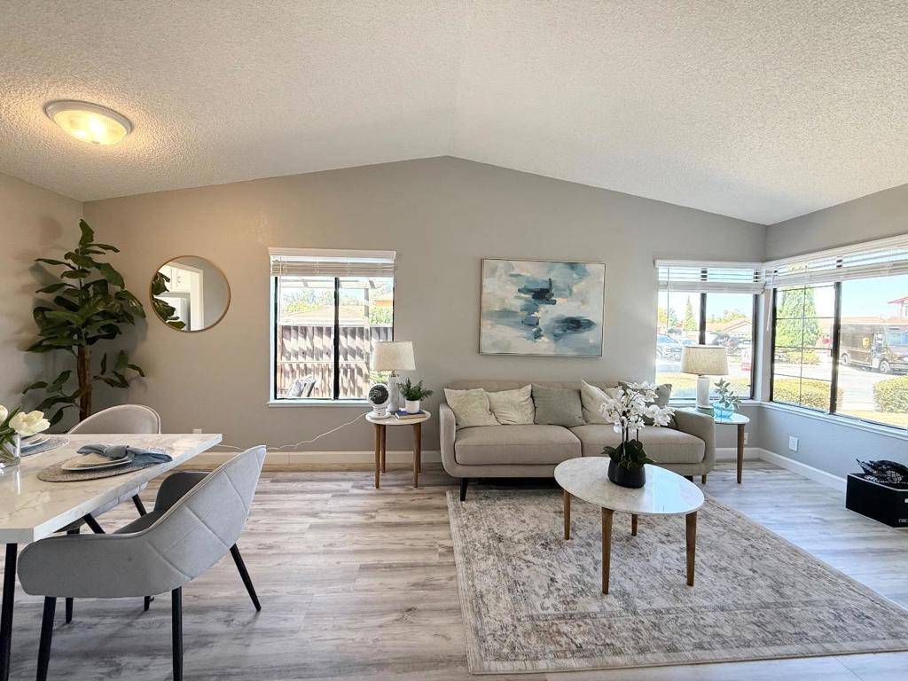 San Jose, CA 95148,2886 Damico DR