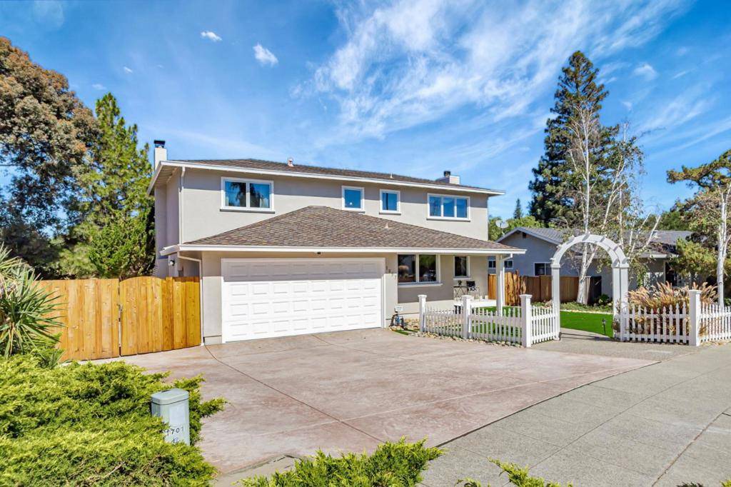 Los Gatos, CA 95032,1697 Hyde DR