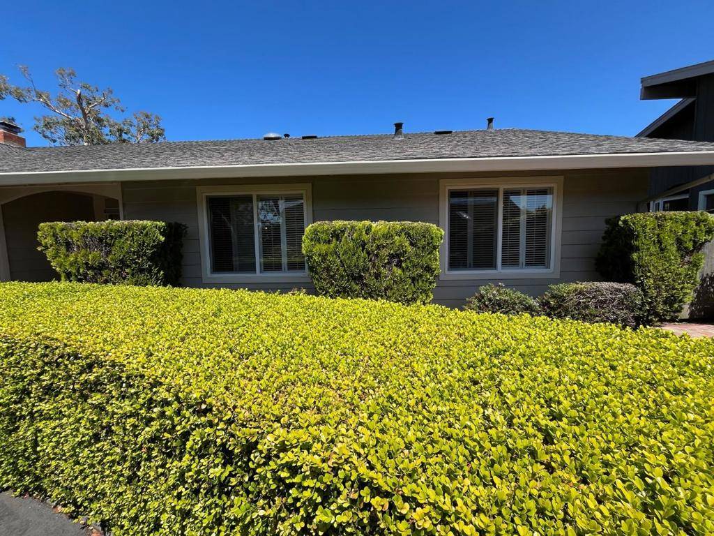 Half Moon Bay, CA 94019,2066 Touraine LN