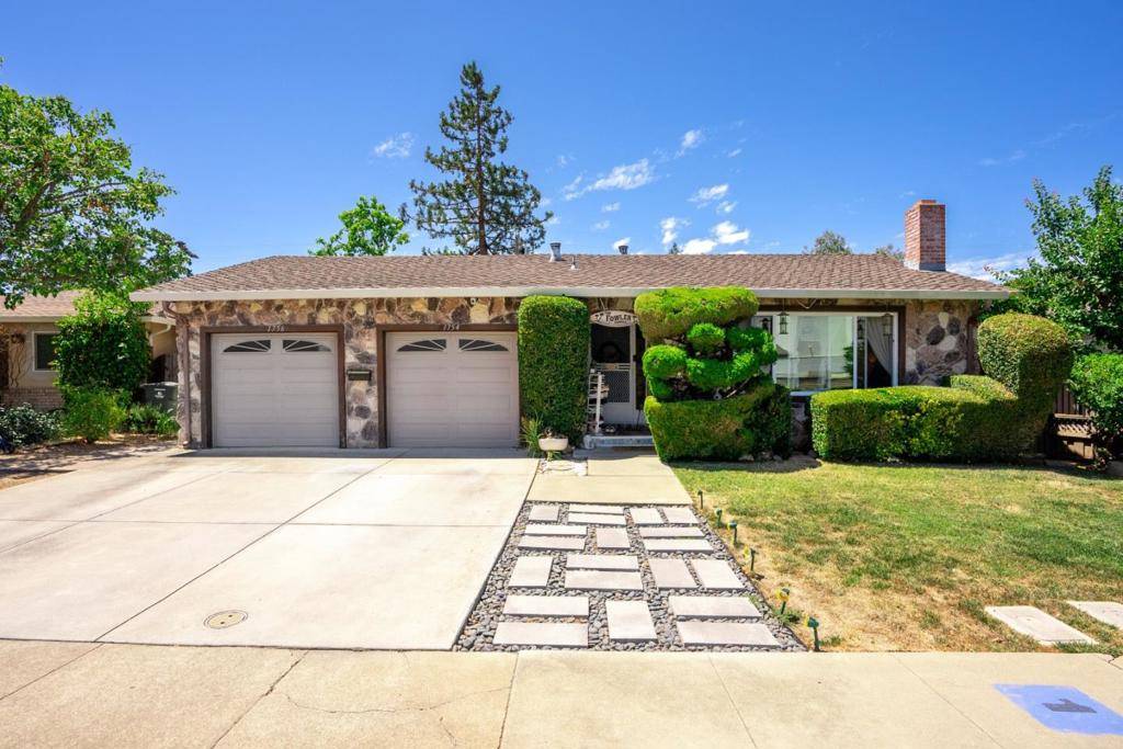 Mountain View, CA 94040,17541756 Plaza CT