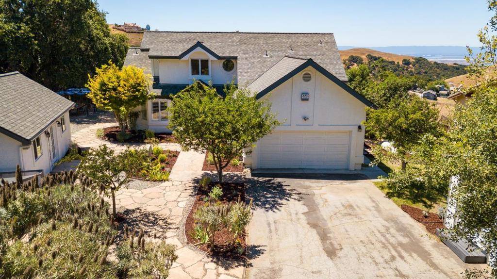 Milpitas, CA 95035,3415 Spring Creek LN