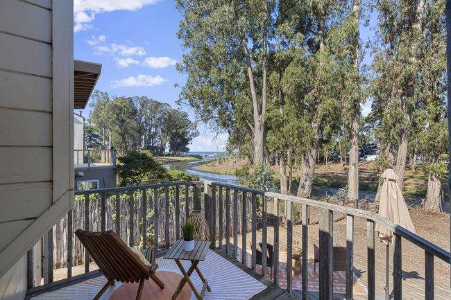 Santa Cruz, CA 95062,241 Palisades AVE