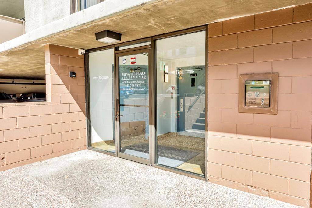 Redwood City, CA 94063,600 Brewster AVE