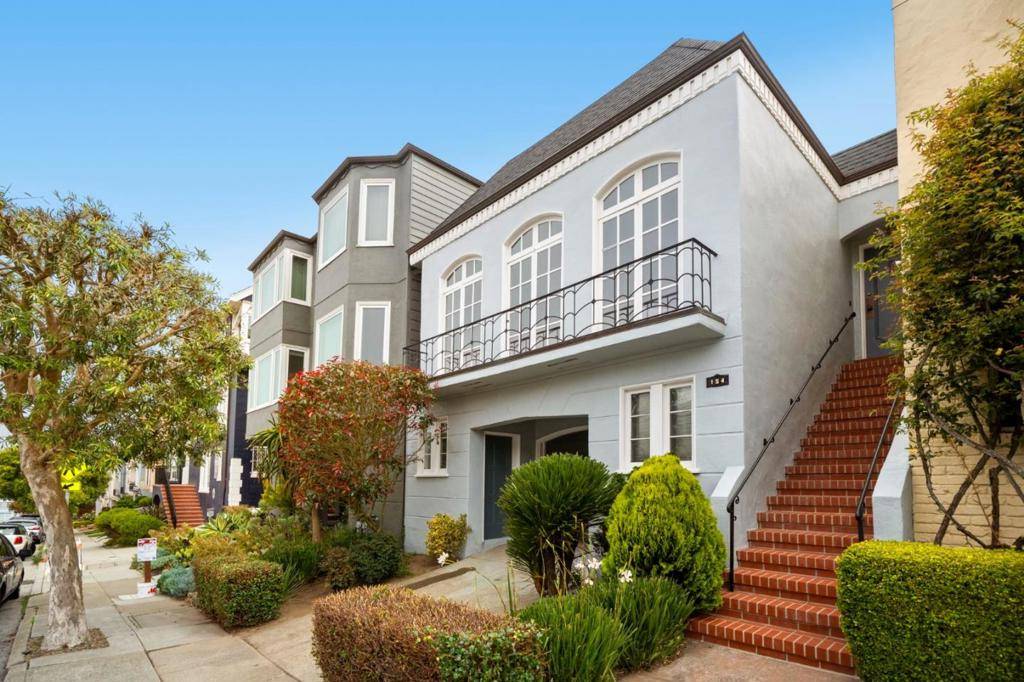 San Francisco, CA 94118,154 Stanyan ST