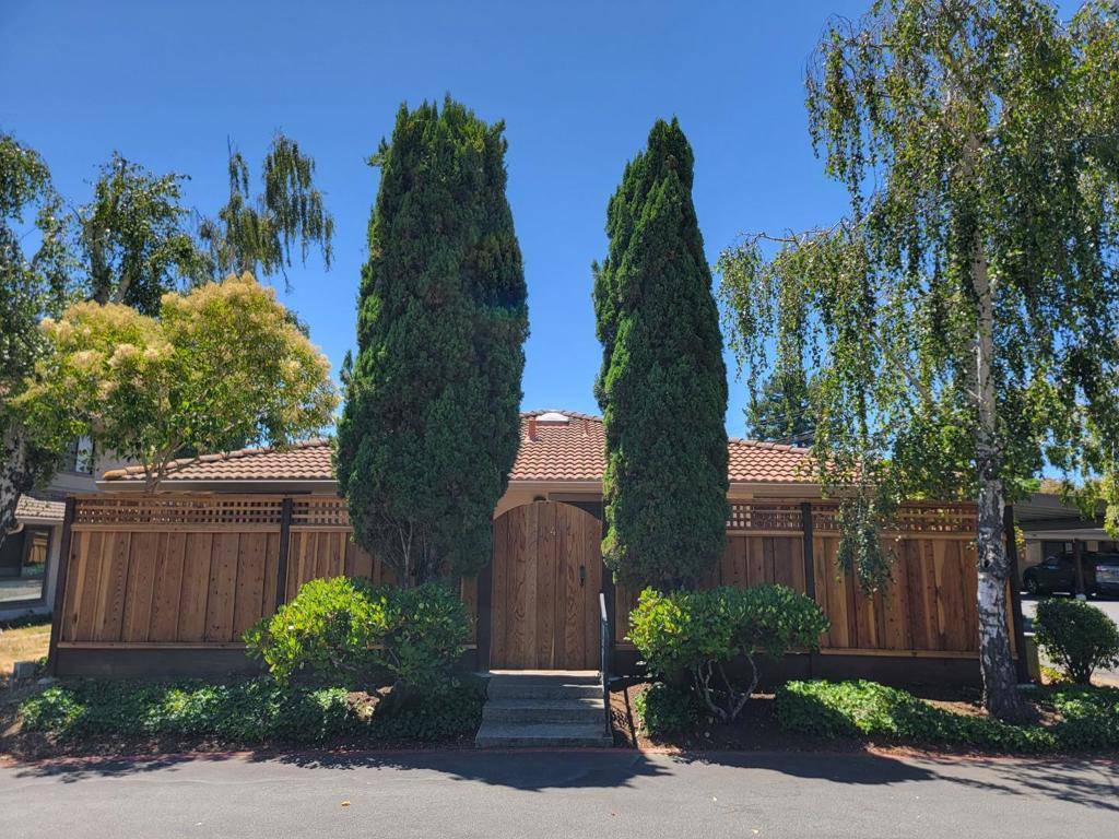Santa Cruz, CA 95060,141 Peach TER