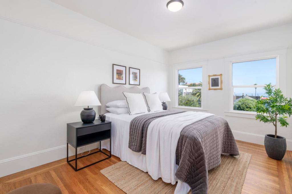 San Francisco, CA 94124,76 Bayview ST