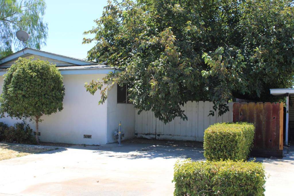 Los Banos, CA 93635,405 N Santa Ana ST