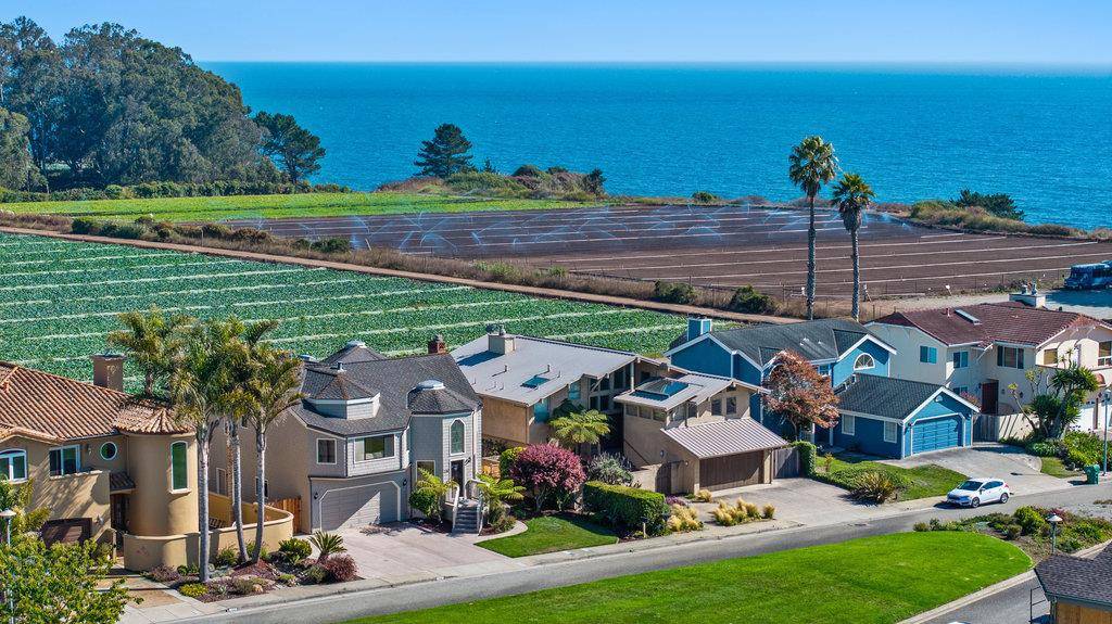 Aptos, CA 95003,126 Via Novella