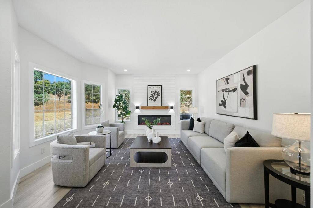 Pleasanton, CA 94588,6650 Johnston RD