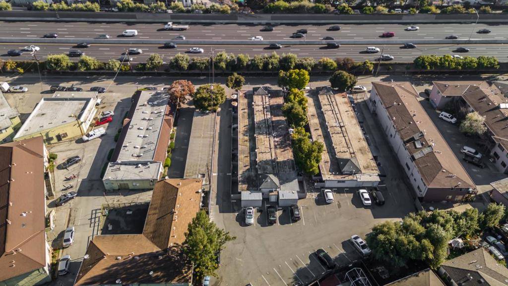 East Palo Alto, CA 94303,1836 W Bayshore RD