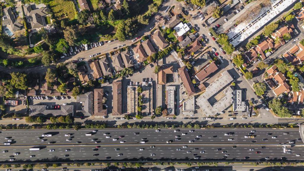 East Palo Alto, CA 94303,18201830 W Bayshore RD