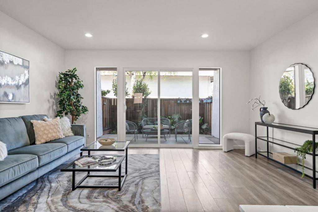 Cupertino, CA 95014,10359 Mary AVE