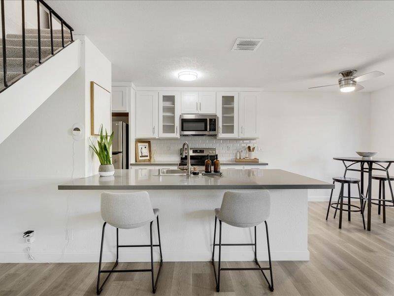 Capitola, CA 95010,4475 Diamond ST #3
